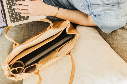 Choosing the Right Leather Tote for Everyday Use